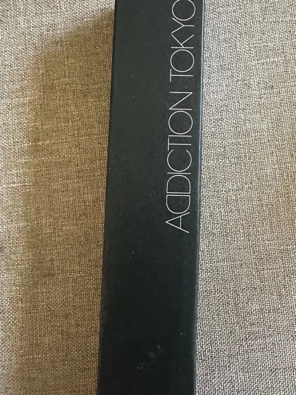 Addiction liquid concealer